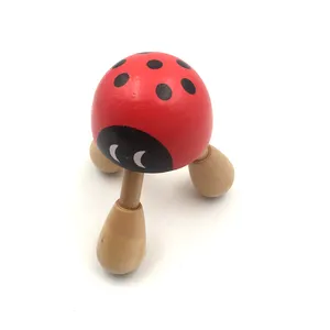 Ladybug feito à mão forma de 3 pernas mini massageador de corpo de madeira