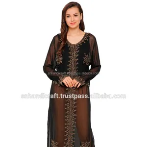 Longue écharpe transparente fantaisie brodée noire à manches longues, faite à la main, magie artisanale - Product Image 1