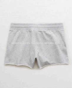 Nuevos pantalones cortos transpirables de baloncesto de poliéster con logotipo personalizado baratos y elegantes para hombres con bolsillos - Product Image 3