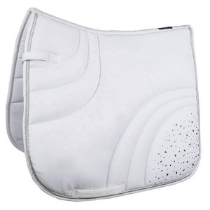 Tapis de selle de dressage anglais avec design carré matelassé Équipement équestre doux et respirant Fabricant et exportateur indiens - Product Image 6