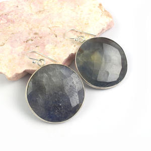 Boucles d'oreilles en argent sterling avec pierre de saphir pour les mariages ou les cadeaux Style pendentif - Product Image 4