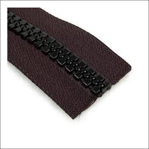 Cierre de Plástico de Cadena Larga con Bloqueo Automático de Extremo Abierto OZL para Ropa y Bolsas - Product Image 1