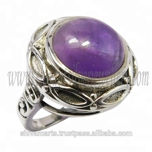 Precio al por mayor Joyería de moda Anillo de piedras preciosas de amatista púrpura Joyería de plata esterlina 925 Anillos de eternidad Vermeil - Product Image 2