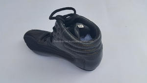 รองเท้ายกน้ำหนักเพาะกายยิม - Product Image 2