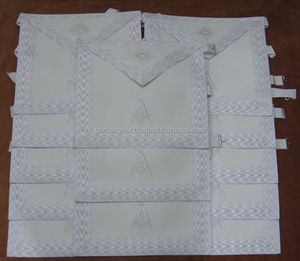 Tabliers de franc-maçonnerie micro-maçons, col maître-maçon, règle et accessoires - Product Image 1