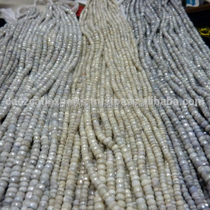 Perles de pierre à facettes en diamant naturel Silverite - Product Image 1