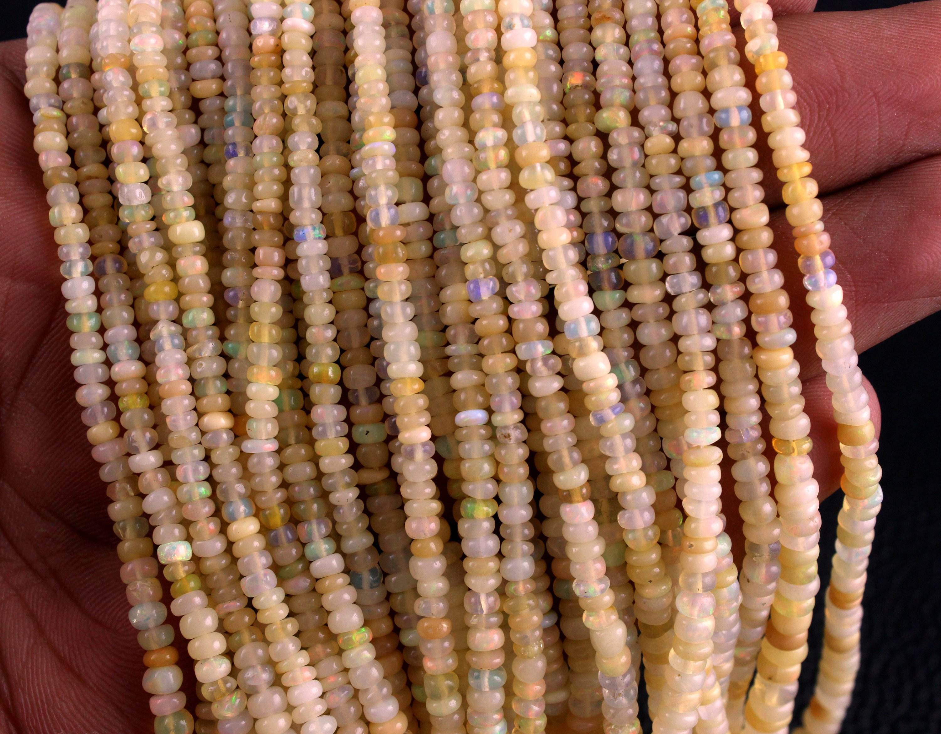 สีเหลือง