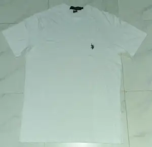 การจัดส่งยกเลิก /Surplus/ กวาดล้างเครื่องแต่งกายสต็อก100% ส่งออกเสื้อยืดสำหรับผู้ชายใช้ได้เฉพาะในบังคลาเทศตลาดหุ้นจำนวนมาก - Product Image 1