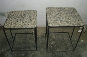 Fabricant de table basse en métal avec dessus en marbre Set de 2 tables - Product Image 3