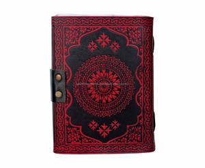 Nudo celta rojo en relieve hecho a mano diario de cuero genuino A5 cuaderno escolar papeles de algodón en blanco diario con C-Lock de latón antiguo - Product Image 3