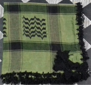 Bufanda cuadrada tejida multicolor Shemagh árabe palestino original superventas para el verano - Product Image 3