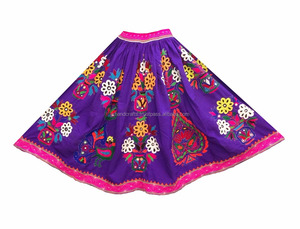 Banjara Hand Crafted Indian Vintage Beaded Falda bordada a mano - Product Image 2