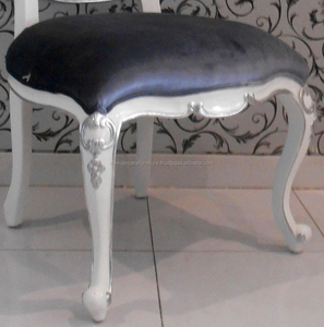 Muebles de caoba para el hogar e interior: Silla de comedor tapizada, mueble tallado de estilo barroco - Product Image 5