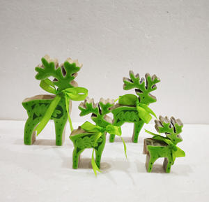 Compra Hermoso Reno Rojo De Madera Para Decoración Navideña Con Colores Y Tamaños Personalizados A Precio Mayorista - Product Image 6