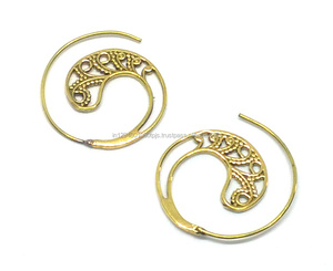 ต่างหูห่วงทองเหลืองทรงเกลียวสไตล์โบฮีเมียนสำหรับผู้หญิง - Product Image 3