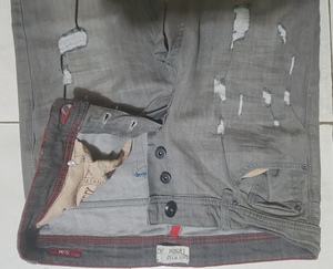 แบรนด์เดิมโรงงาน Made ผู้ชาย Slim Fit Ripped Denim กางเกงยีนส์ผู้ชายจากสต็อกตลาดบังคลาเทศ - Product Image 4