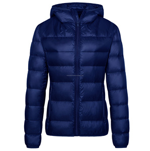 Chaqueta de plumón de lana ligera para mujer, acolchada de burbujas de invierno informal con capucha personalizada con diseño sin cuello esquilado - Product Image 5