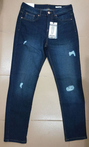 High Rise Carrot Fit Ladies Boyfriend Jeans Hecho en Bangladesh Material de algodón Lavado Technic para adultos - Product Image 6