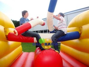 Balorama, Juego Inflable de PVC, Pillow War, 4x4x2.5m, Unisex, para Mayores de 5 Años - Product Image 2