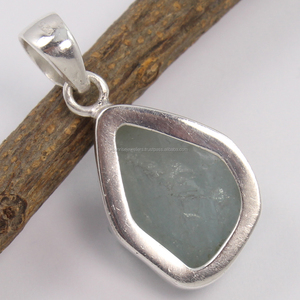 Colgante de Aguamarina facetada, colgante de piedras preciosas de plata 925, colgante de joyería hecho a mano para collares, joyería de boda para regalos de cumpleaños - Product Image 2