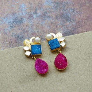 Rose Cut Pink Blue Druzy Chandelier Declaración Stud Pendientes Aleación de latón hecha a mano para bodas Compromisos Fiestas Ágata Regalos - Product Image 2