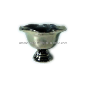 Bol de service en acier inoxydable doré bol en métal de haute qualité bol de décoration de table au design gaufré avec base lourde - Product Image 3