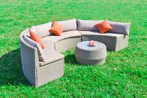 Ensemble de canapé rond d'extérieur moderne en fer et rotin/osier pour hôtel et jardin - Product Image 2