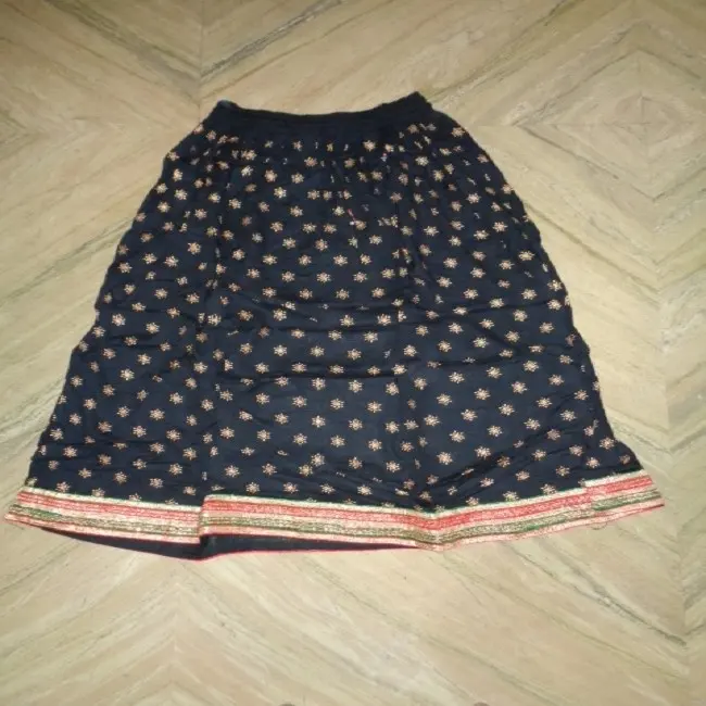 New Trending Fashion Style Cotton Gold Printed Designer Women Long Skirts Wholesale From India