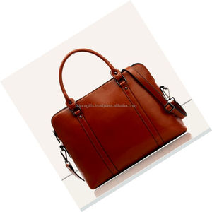 Sac d'ordinateur portable de bureau en cuir véritable personnalisé pour les conférences Cadeau d'entreprise pour les employés et les clients - Product Image 1