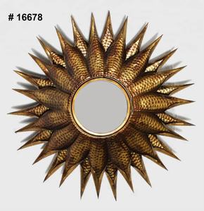 Lujoso espejo de pared grande decorativo dorado para Baño - Product Image 1