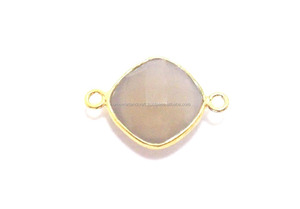 Pulsera hecha a mano con forma de cojín de Calcedonia gris de 12mm, bisel chapado en oro, Conector de piedra natal de múltiples piedras preciosas naturales, latón - Product Image 4