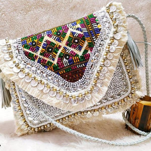 Bolso de Mano Banjara Tribal Indio, Bordado Étnico Hecho a Mano - Product Image 1