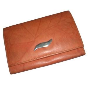 Ladies <b>Leather</b> Wallet Classic & Elegant Design - Product Image 1