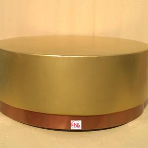 Mesa central redonda de metal grande de 80cm con doble nivel y acabado interior de cobre para uso doméstico o de oficina - Product Image 1