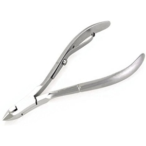 Coupeur de cuticules de la meilleure qualité Coupe-ongles avec logo laser personnalisé Coupe-ongles avec finition polonaise pour utilisation au doigt - Product Image 1