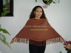 Poncho en tricot 100% alpaga bébé, fait main au Pérou, Ppunchay - Product Image 1