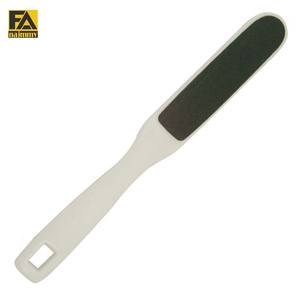 Callus Rasp lime à pied En Plastique Poignée - Product Image 1