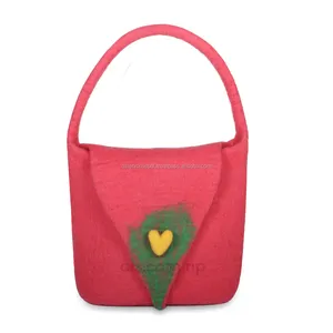 Adorable laine vintage feutrée pour sac fourre-tout rose pour femmes doublure en coton faite à la main fermeture à glissière Hobos feuille Design Two Shoppin' - Product Image 1