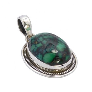 Regalo de Navidad de plata esterlina 925 y joyas de piedras preciosas de forma oval turquesa natural colgante de plata para unisex - Product Image 1