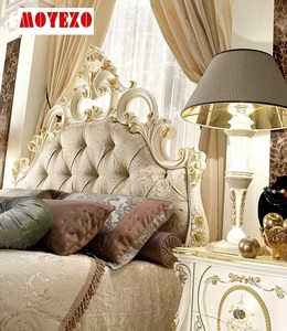 Luxe Classique Ensemble de Chambre À Coucher En Bois - Product Image 3
