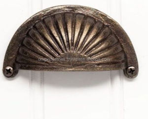 OMG Industries 100mm Sun Beam Tiroir Coupe Poignée Design Contemporain pour Porte Fenêtre pour Appartement Utilisation Laiton Aluminium Fer - Product Image 1