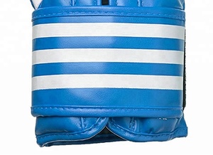 Gants de boxe professionnels personnalisés en usine Offre Spéciale cuir 12oz et cuir de vachette noir rouge et bleu avec logo personnalisé de la Chine - Product Image 5
