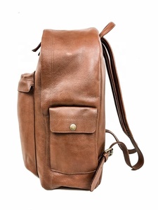 Mochila de cuero de viajero Bolso de hombro marrón claro Bolso de viaje de cuero Correa de hombro ajustable - Product Image 2