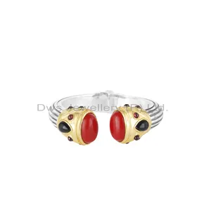 Bracelet en pierres précieuses corail Bracelet de manchette à la mode pour femme Fournisseur de bijoux Argent sterling plaqué or Grenat naturel et rouge 18 carats