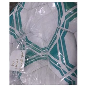 Balón de fútbol de PU de alta calidad, logotipo personalizado, ligero y duradero para competición, fabricado en Sialkot Pakistán - Product Image 4