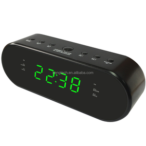 CT-3118 Desktop 0.9" Red LED Display USB Phone Charger FM PLL 10 Preset Radio Stations Digital Alarm Clock Radio - Product Image 3