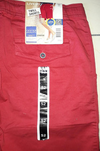 Bermuda de printemps en sergé de coton pour homme Fabriqué au Bangladesh - Product Image 3