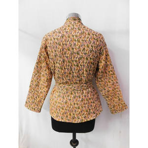 Chaqueta tipo kimono corta reversible de diseñador, chaqueta acolchada hecha de algodón vintage antiguo, tela de algodón liso Sari para invierno - Product Image 2