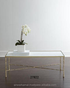 Mesa lateral de mármol y hierro - Product Image 1