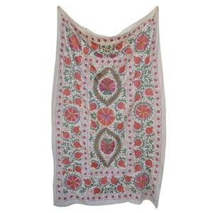 Venta al por mayor hecho a mano tapiz bordado Suzani Vintage hecho a mano Suzani tirar - Product Image 2
